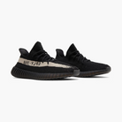 Yeezy Boost 350 V2 'Oreo' | Rare Lab